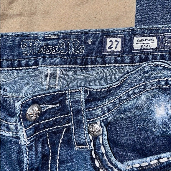 Low rise miss me jeans size 27 - Picture 2 of 5